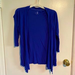 Mid sleeve Blue Cardigan.